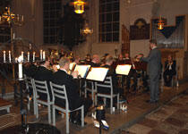 Berga Brassband under ledning av Samuel Petersson i Österåkers Kyrka den 2 november 2008.