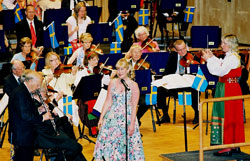 Harry Sernklef, solist på klarinett, Eva Magnusson, sångsolist och Helen Grönberg, dirigent vid Nationaldagskonsert i Västerås Konserthus den 6 juni 2007.
