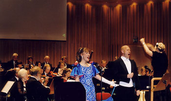 Eva Magnusson, Jonas Grönberg, Helen Grönberg och Arosorkestern i Västerås Konserthus den 7 november 2005.