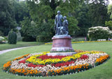 Joseph Lanner och Johann Strauss d . Monument i Kurpark Baden bei Wien.