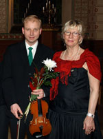 Helen och Jesper Grnberg erfter konsert den 28 november 2009 i Vrfrukyrkan, Enkping.