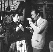 Julie Andrews och Rex Harrison i originaluppsttningen av My Fair Lady p Mark Hellinger Theatre i New York.
